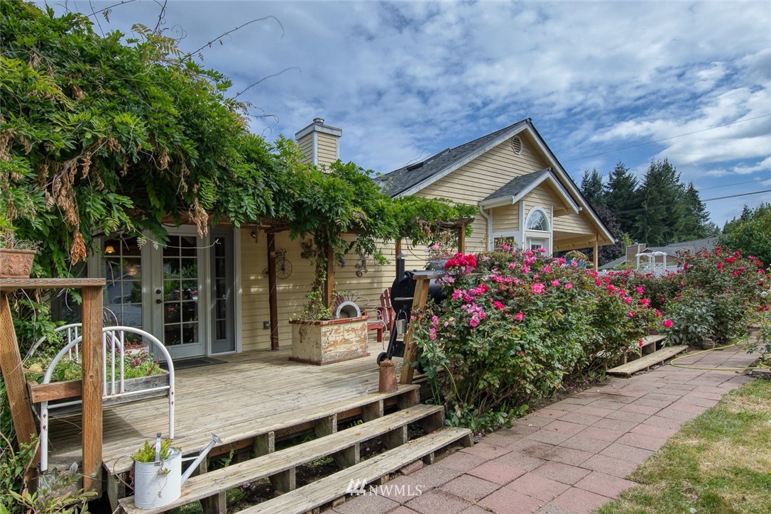 26736 Northwest Lofall Road Poulsbo, WA 98370 - Photo 29 of 39 Gallery Image 29