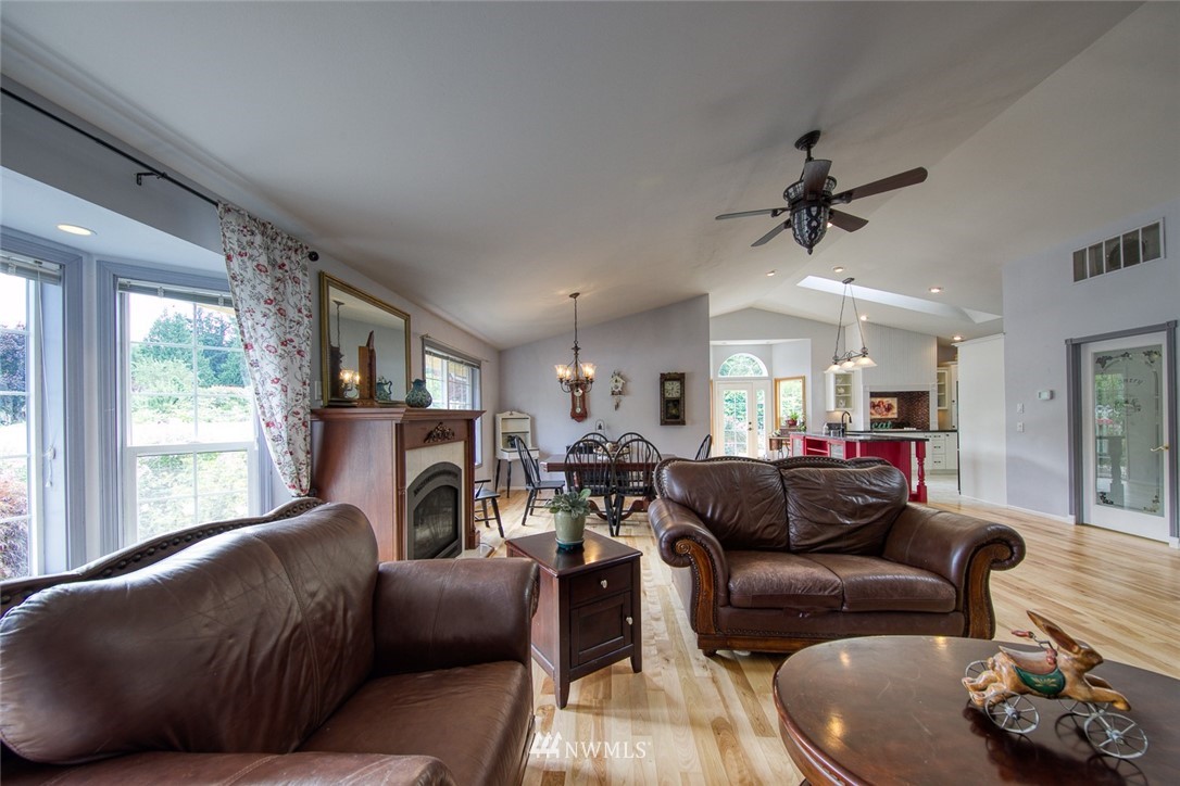 26736 Northwest Lofall Road Poulsbo, WA 98370 - Photo 7 of 39 Gallery Image 7