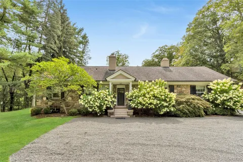 $1,650,000 | 55 Mountain Farm Road, Tuxedo Park, NY 10987