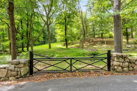 $1,650,000 | 55 Mountain Farm Road, Tuxedo Park, NY 10987