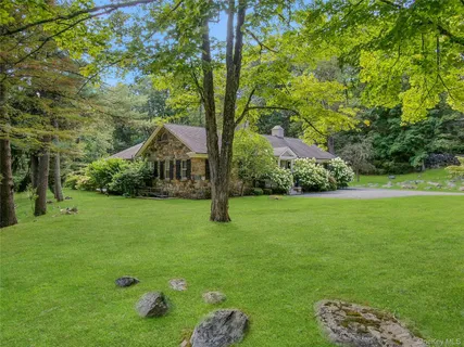 $1,650,000 | 55 Mountain Farm Road, Tuxedo Park, NY 10987