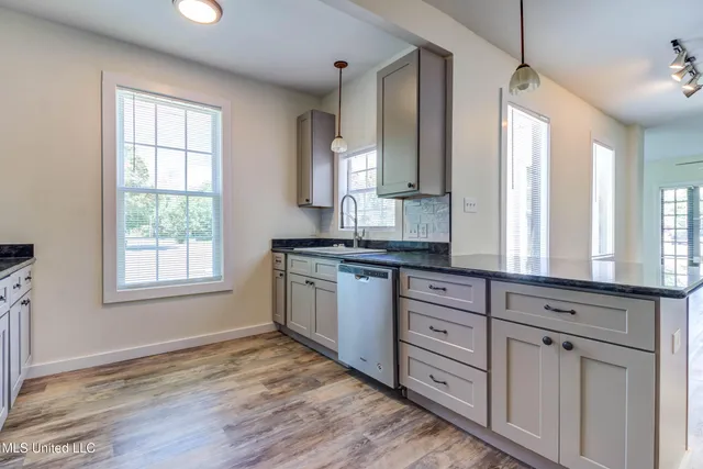 $194,000 | 3607 Park Boulevard, Gulfport, MS 39501