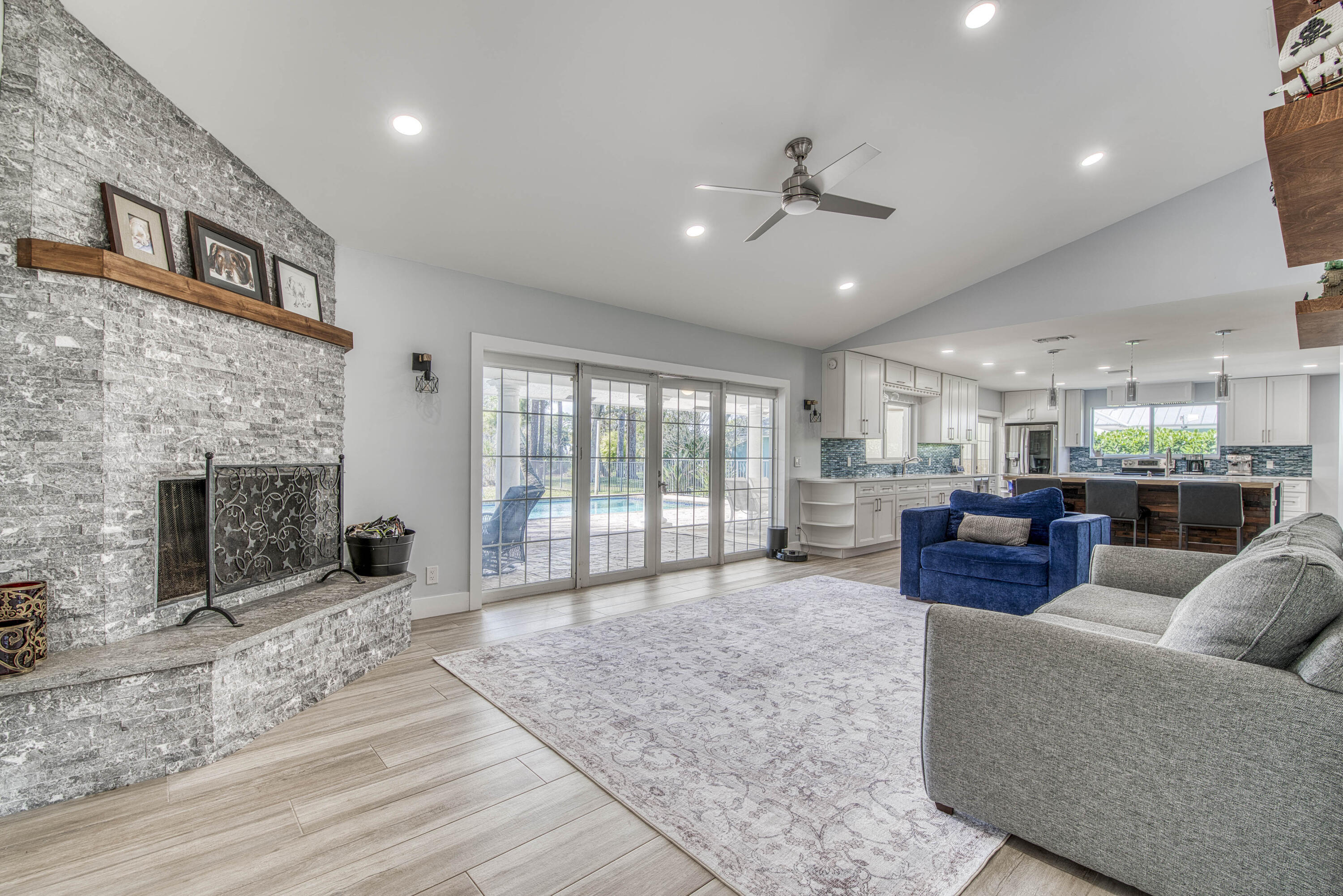 6062 Wood Lake Road Jupiter, FL 33458 - Photo 3 of 41 _IMG7202_HDR