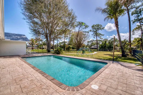 $1,374,000 | 6062 Wood Lake Road, Jupiter, FL 33458