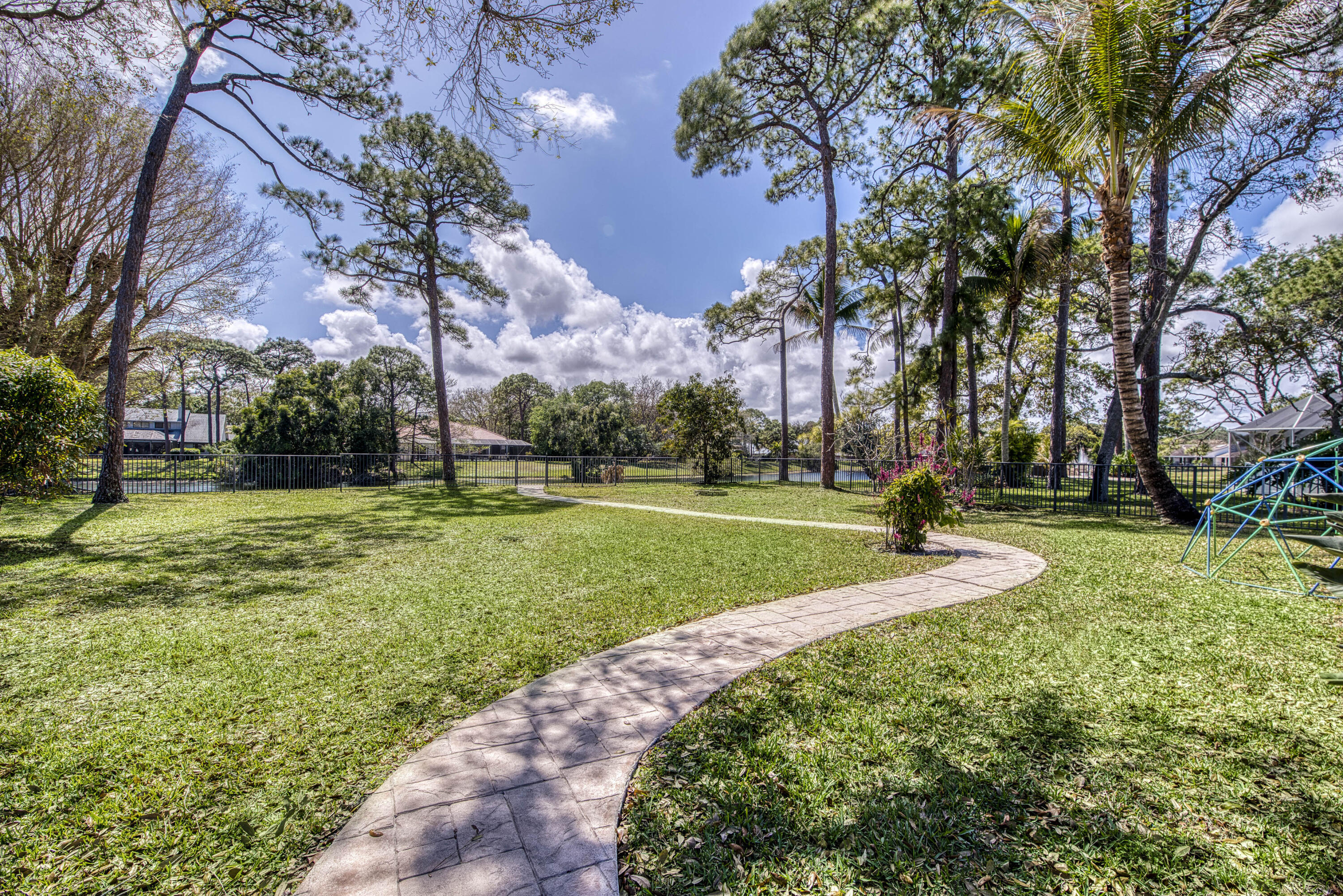 6062 Wood Lake Road Jupiter, FL 33458 - Photo 5 of 41 _IMG7337_HDR
