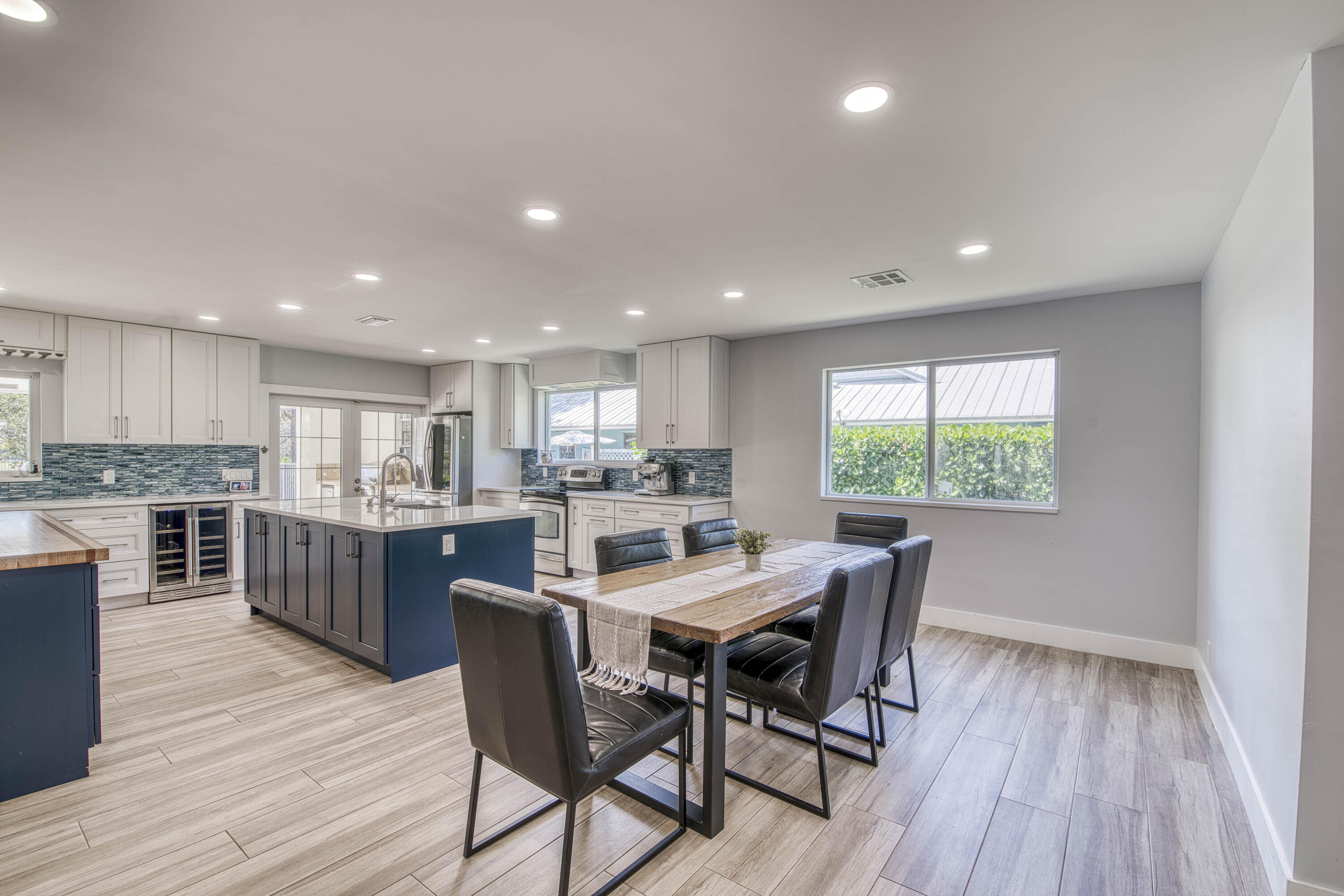 6062 Wood Lake Road Jupiter, FL 33458 - Photo 10 of 41 _IMG7277_HDR