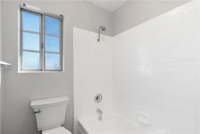 $549,999 | 941 Elm Avenue, Unit 16, Long Beach, CA 90813