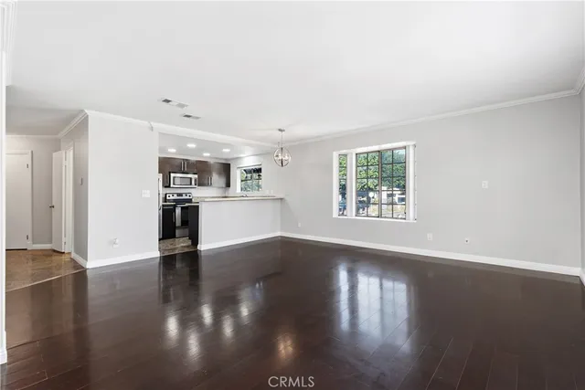 $549,999 | 941 Elm Avenue, Unit 16, Long Beach, CA 90813