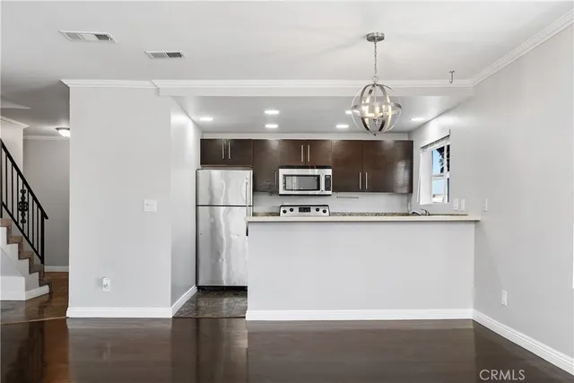 $549,999 | 941 Elm Avenue, Unit 16, Long Beach, CA 90813