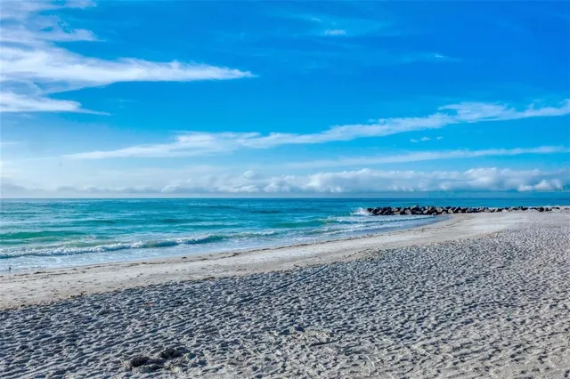 $629,000 | 2110 Benjamin Franklin Drive, Unit 303, Sarasota, FL 34236