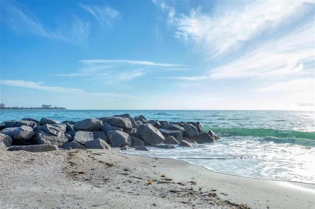 $629,000 | 2110 Benjamin Franklin Drive, Unit 303, Sarasota, FL 34236