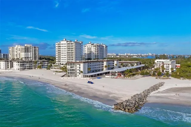 $629,000 | 2110 Benjamin Franklin Drive, Unit 303, Sarasota, FL 34236