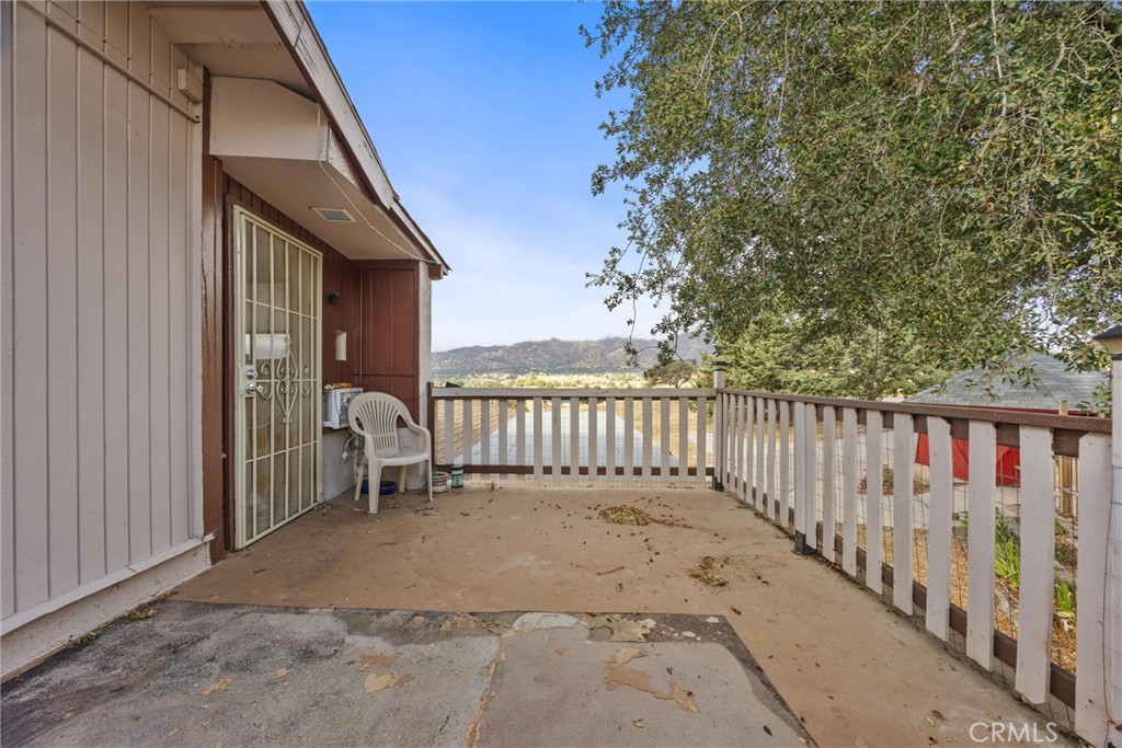 22801 Fran Drive Tehachapi, CA 93561 - Photo 26 of 68