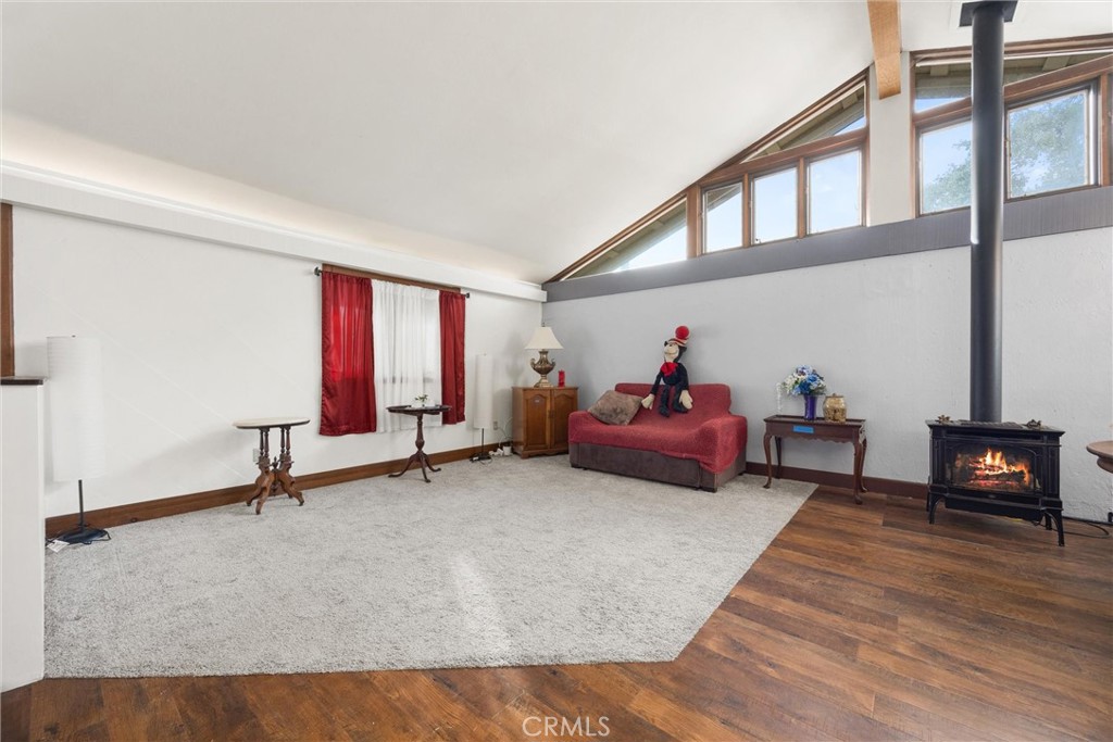 22801 Fran Drive Tehachapi, CA 93561 - Photo 4 of 68