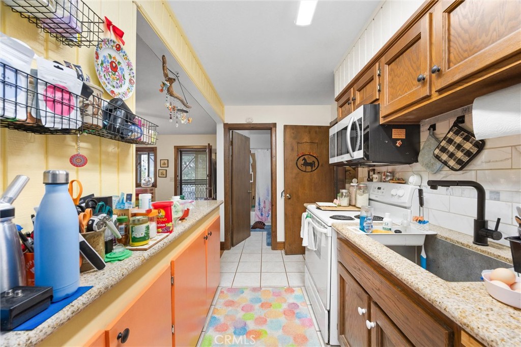 22801 Fran Drive Tehachapi, CA 93561 - Photo 44 of 68