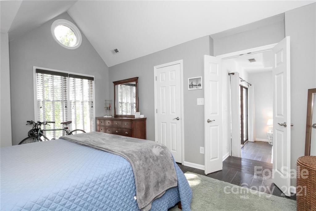 232 Queens Road, Unit 36 Charlotte, NC 28204 - Photo 11 of 22 Gallery Image 11