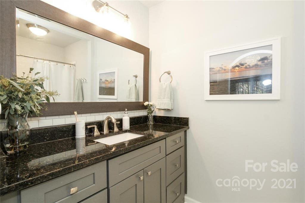232 Queens Road, Unit 36 Charlotte, NC 28204 - Photo 13 of 22 Gallery Image 13