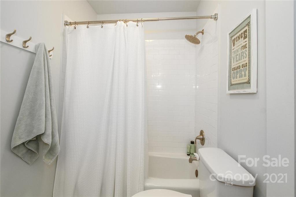 232 Queens Road, Unit 36 Charlotte, NC 28204 - Photo 14 of 22 Gallery Image 14