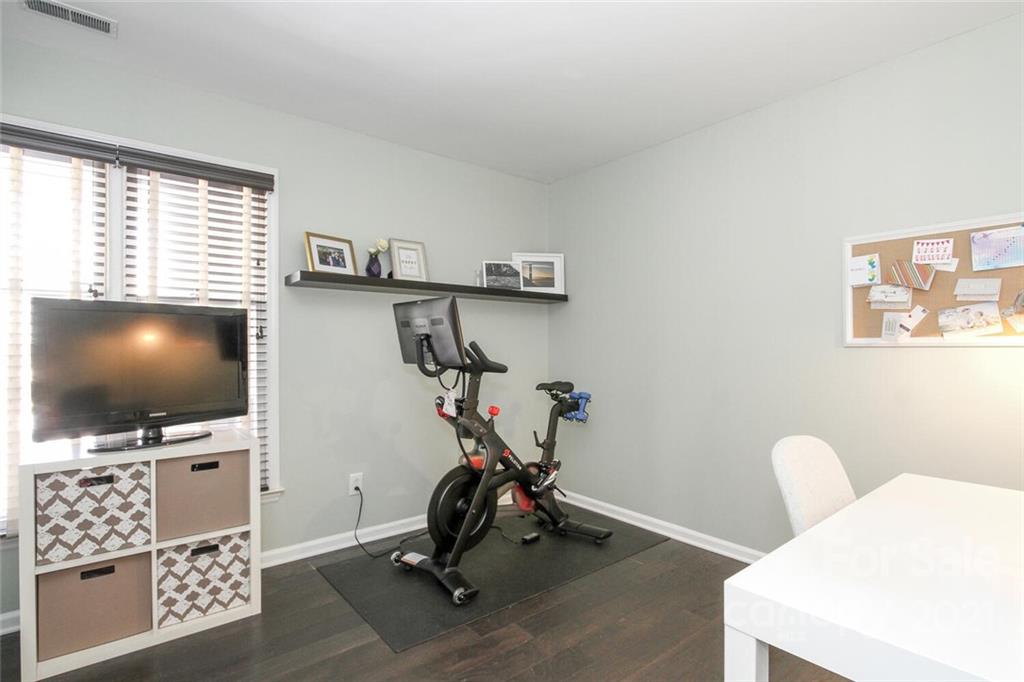 232 Queens Road, Unit 36 Charlotte, NC 28204 - Photo 15 of 22 Gallery Image 15