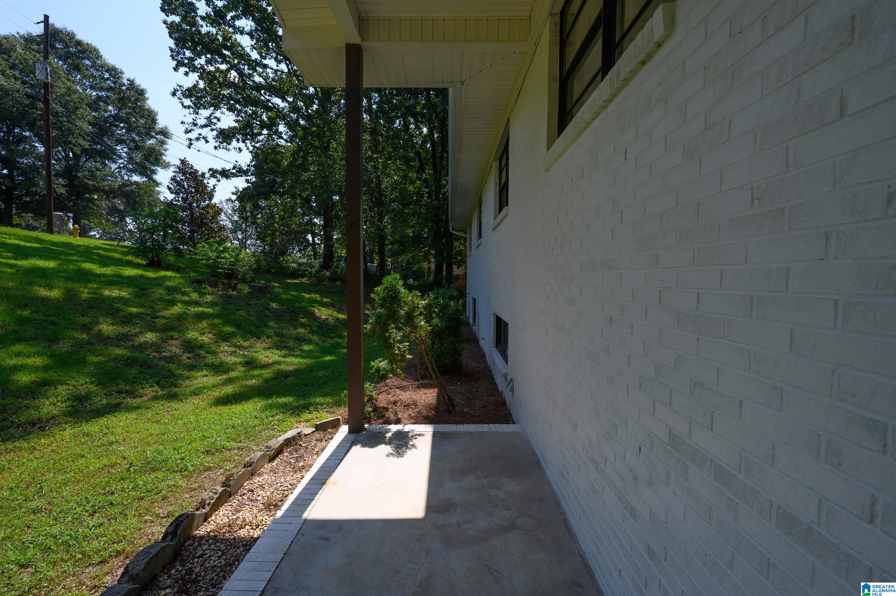 2123 Ridgebrook Road Fultondale, AL 35068 - Photo 3 of 67