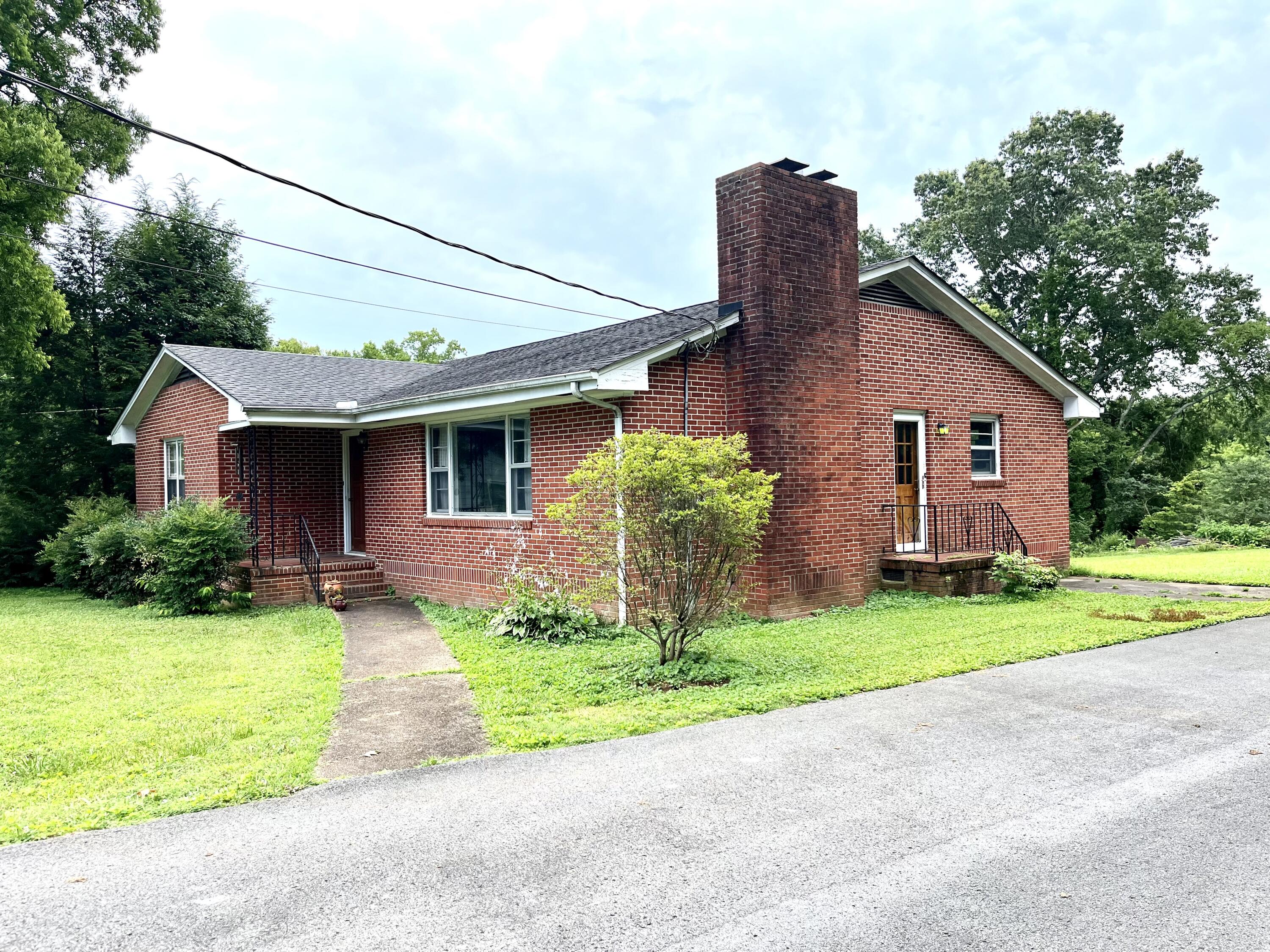 149 Mountain View Circle Flintstone, GA 30725 - Photo 2 of 24 18 Allgood Side