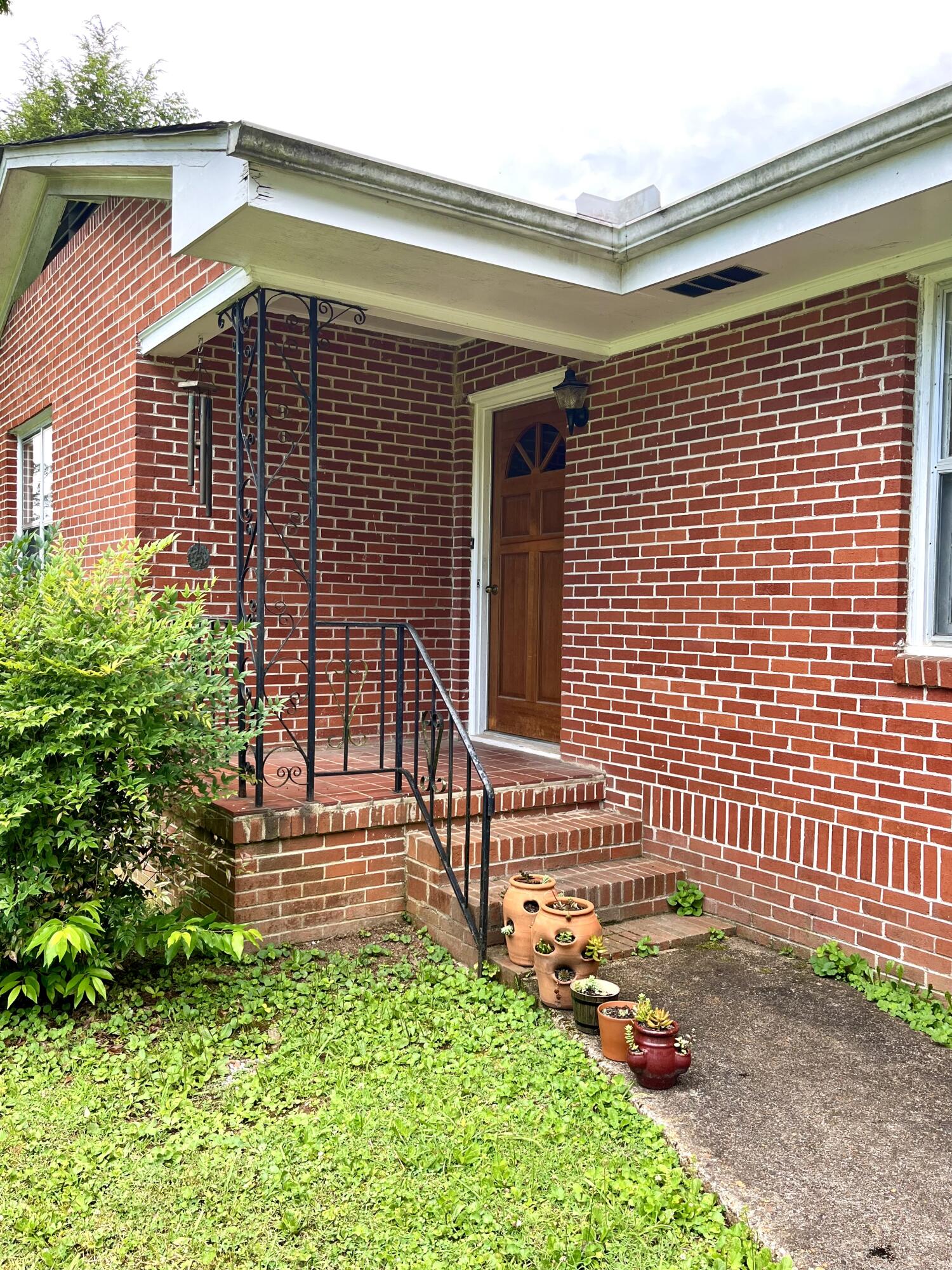 149 Mountain View Circle Flintstone, GA 30725 - Photo 3 of 24 18 Allgood Ft Porch