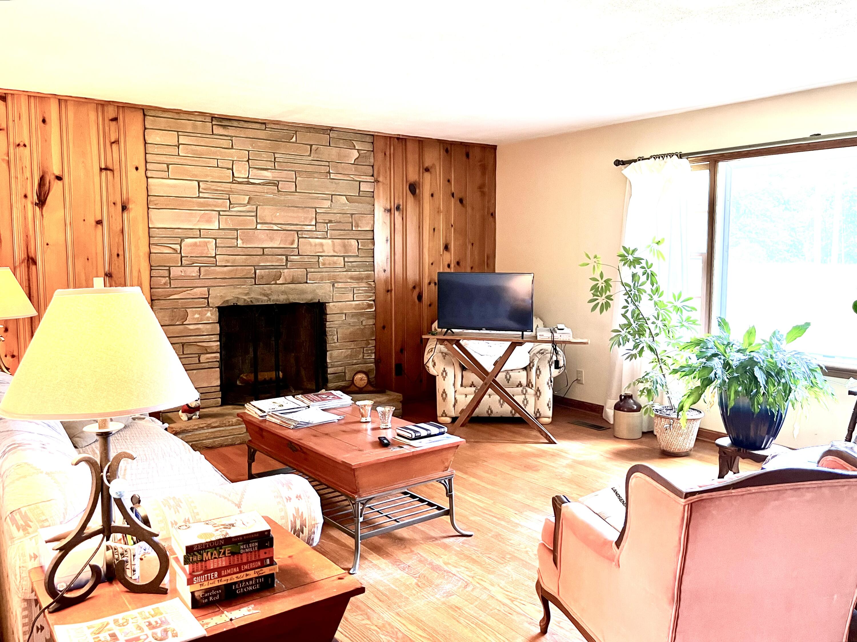 149 Mountain View Circle Flintstone, GA 30725 - Photo 6 of 24 18 Allgood LR 1