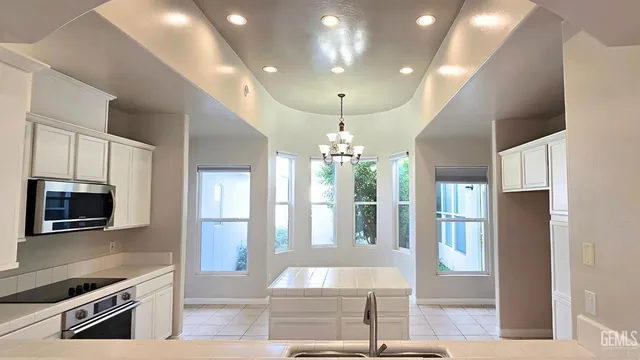 $665,000 | Undisclosed Address, Bakersfield, CA 93311