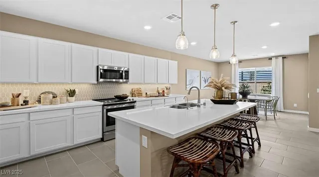 $379,900 | 4539 South Lontano Court, Pahrump, NV 89061