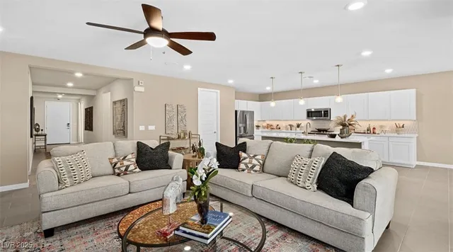 $379,900 | 4539 South Lontano Court, Pahrump, NV 89061