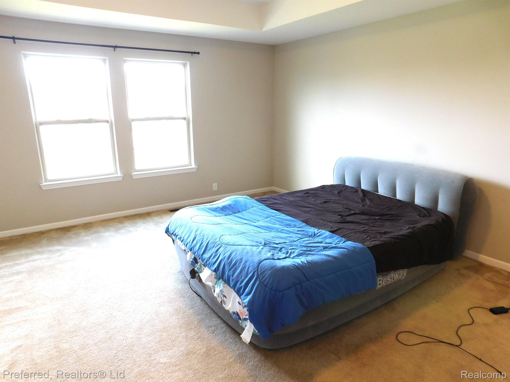 50316 Amberwood Road Canton, MI 48188 - Photo 22 of 32 Master Bedroom