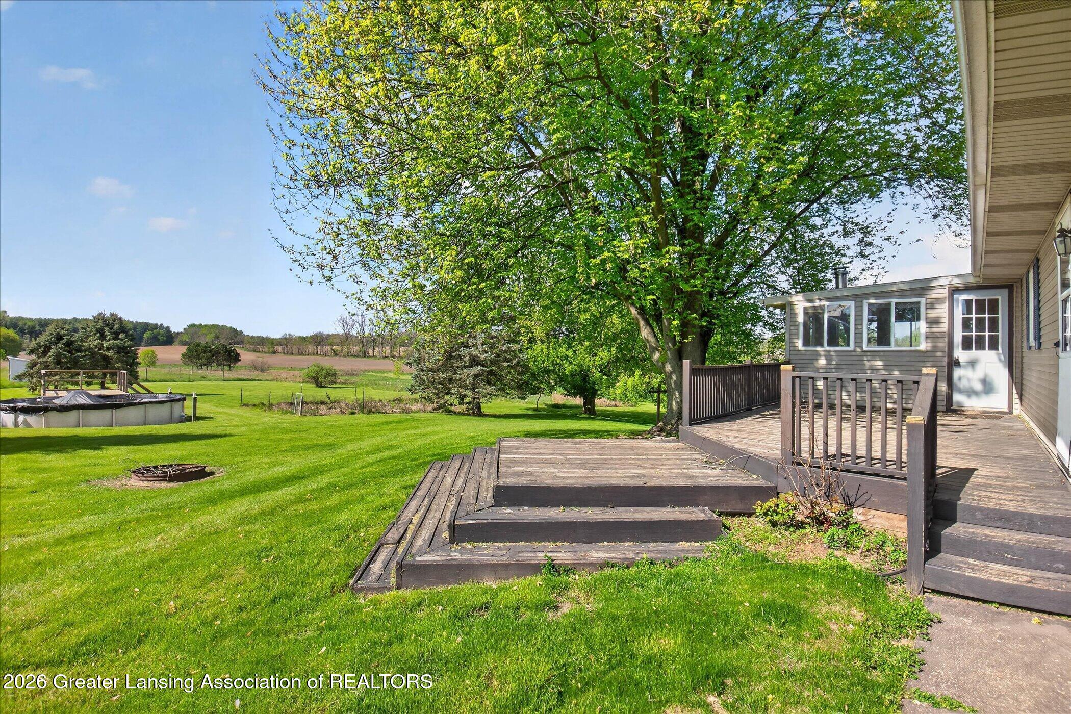 8415 Church Road St. Johns, MI 48879 - Photo 43 of 76 41-8415-Church-Rd-WindowStill-Photograph