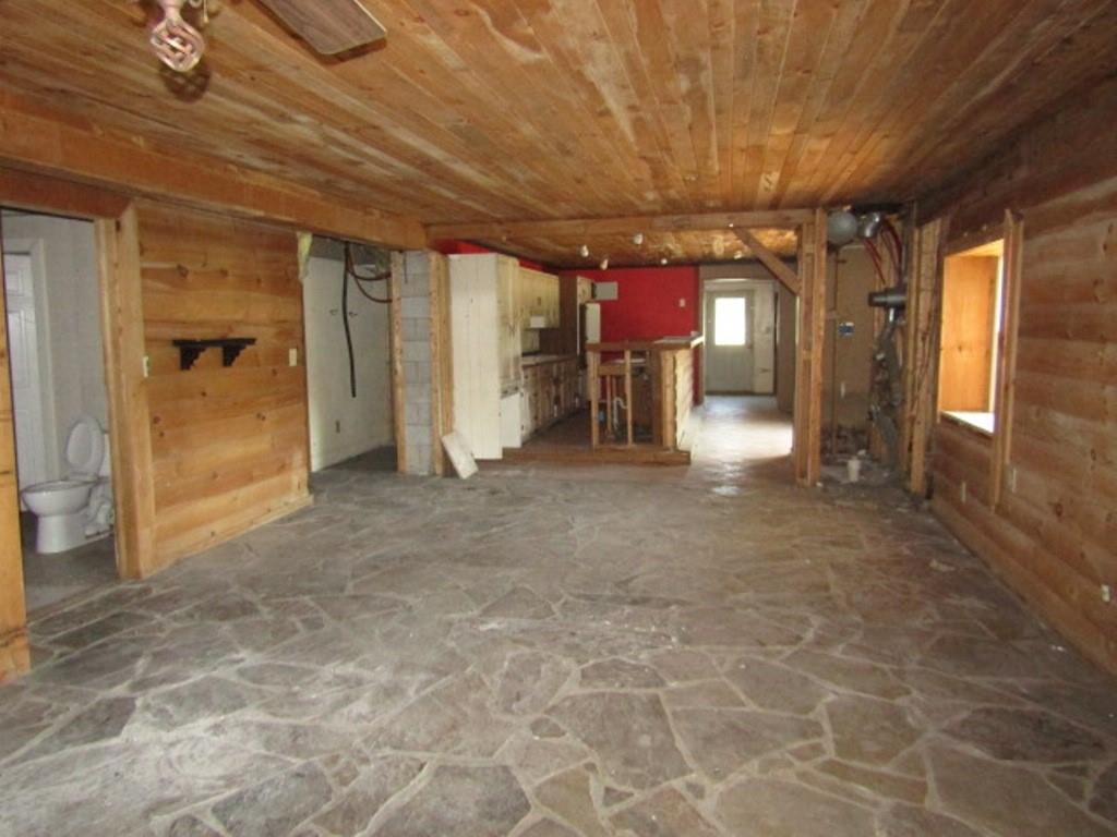 211 Lenkey Road Vanderbilt, PA 15486 - Photo 30 of 38 a view of a hallway