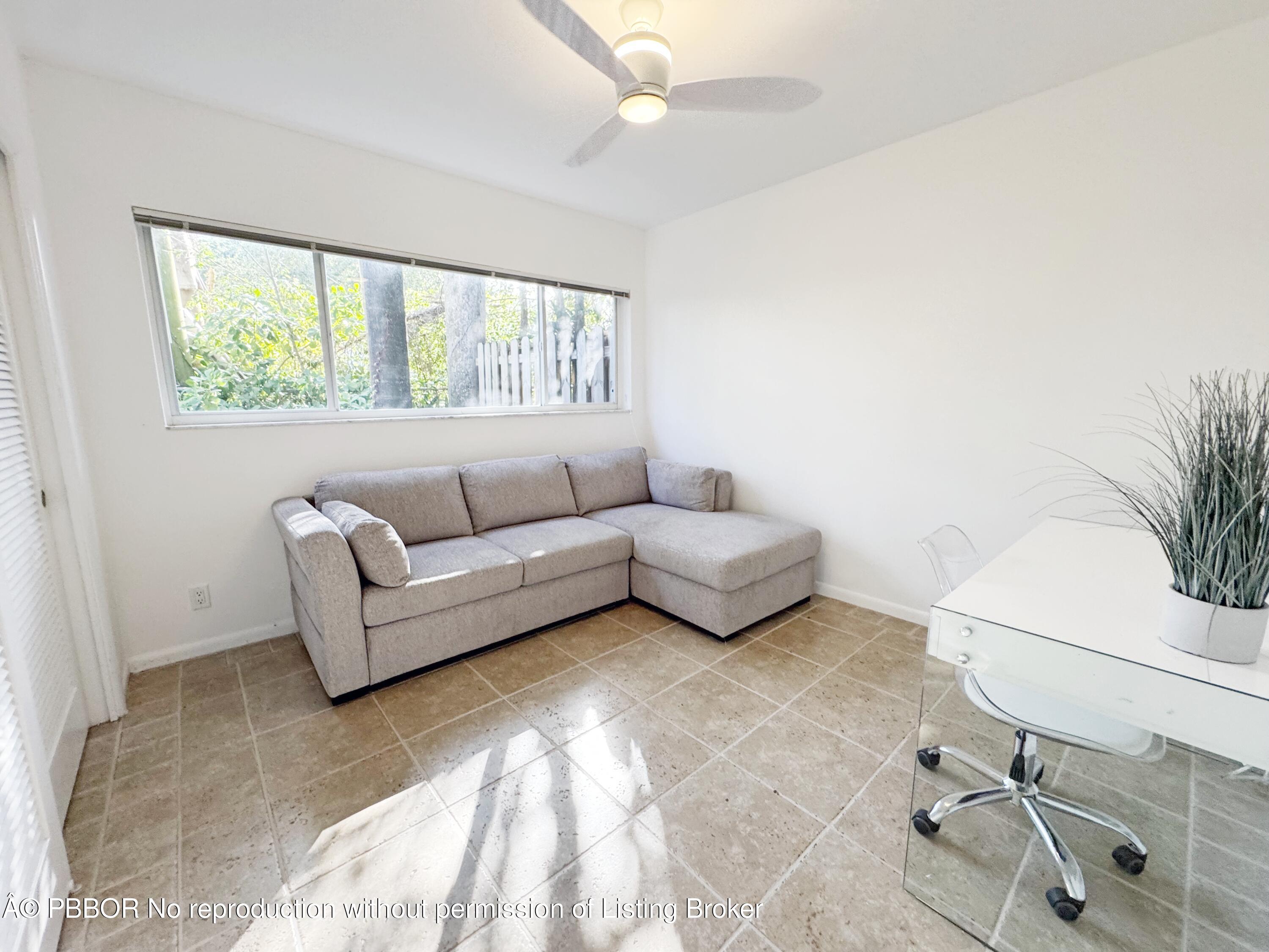 234 Oleander Avenue, Unit 1 Palm Beach, FL 33480 - Photo 5 of 19 IMG_2351