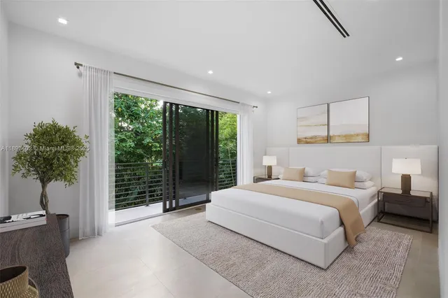 $2,285,000 | 3063 Elizabeth Street, Miami, FL 33133