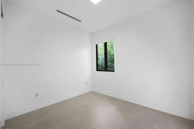 $2,285,000 | 3063 Elizabeth Street, Miami, FL 33133