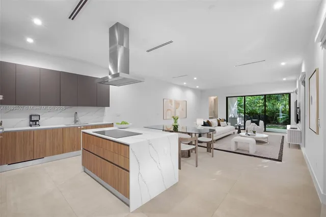 $2,285,000 | 3063 Elizabeth Street, Miami, FL 33133