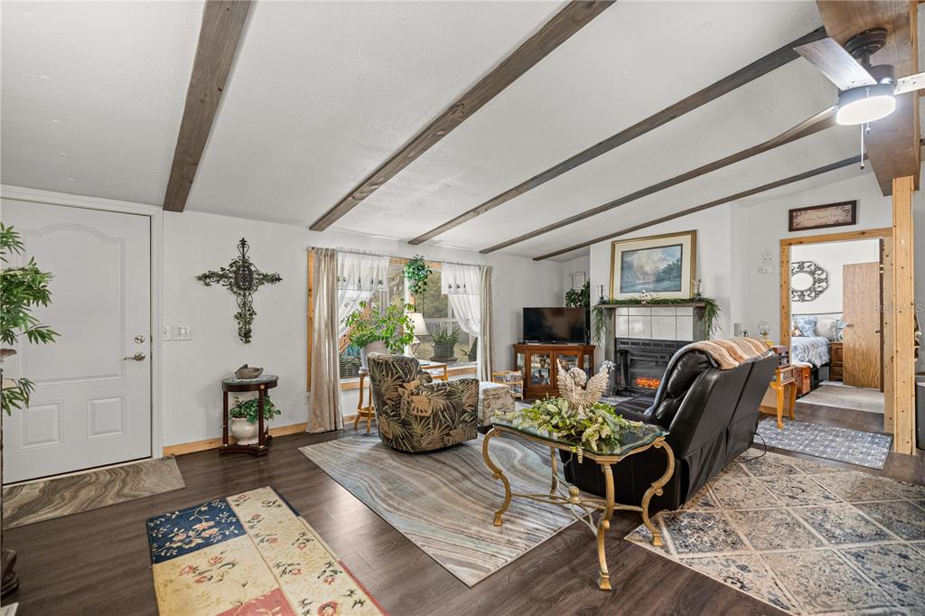 17172 Northeast 37th Terrace Citra, FL 32113 - Photo 6 of 38