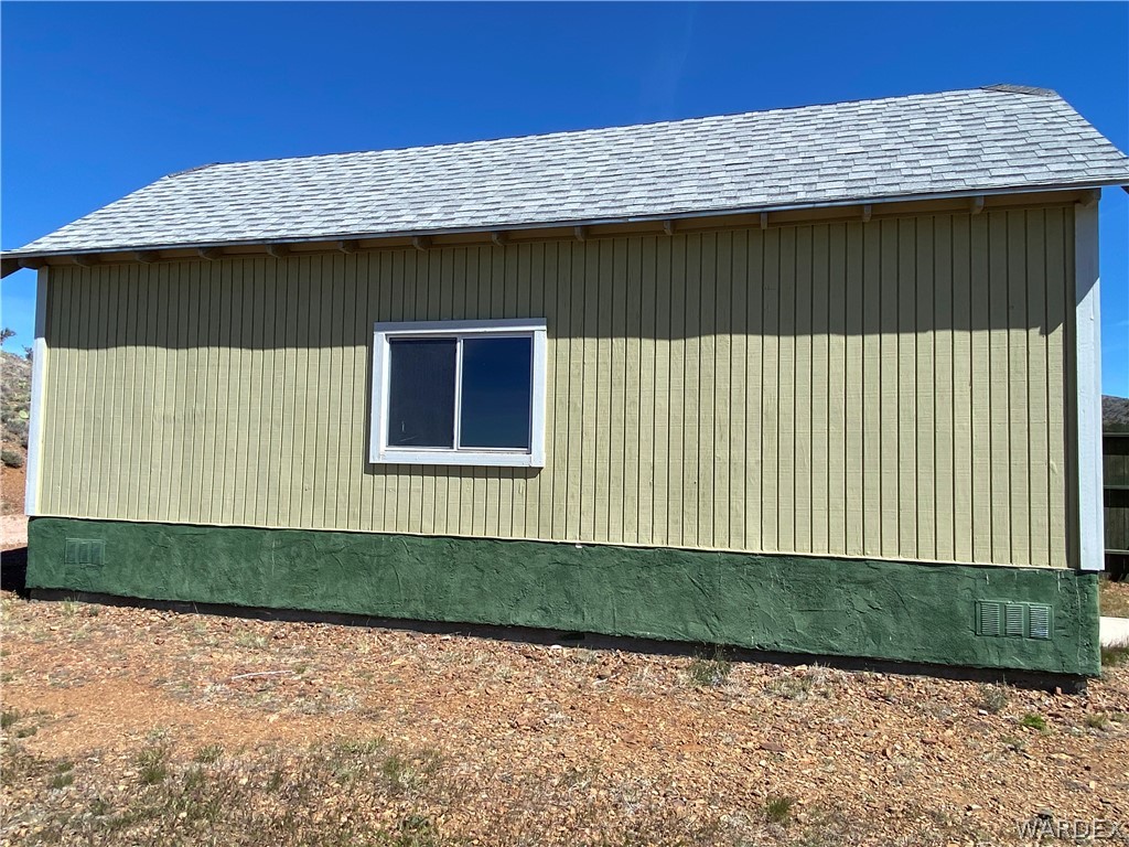 9095 Elliott Ridge Road Kingman, AZ 86401 - Photo 15 of 54 a front view of a house