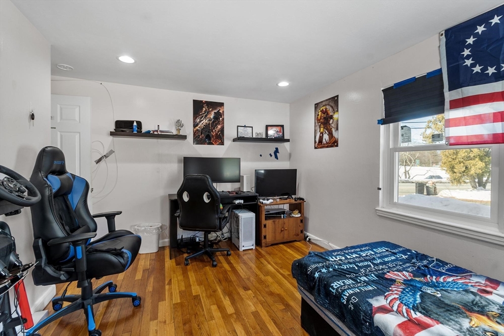 18 Dunham Road Beverly, MA 01915 - Photo 14 of 30