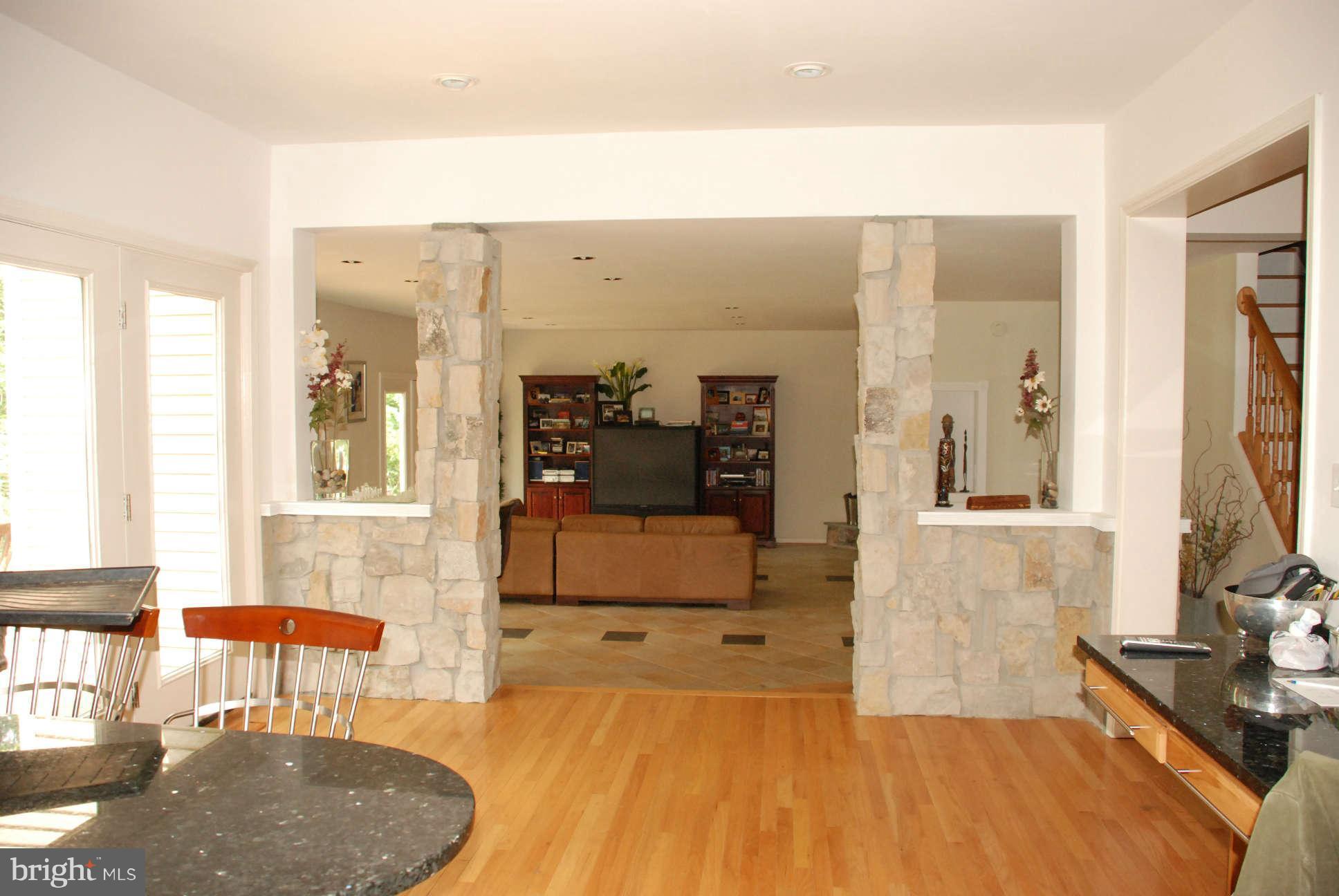 21245 Blue Ridge Mountain Road Paris, VA 20130 - Photo 12 of 28 Kitchen