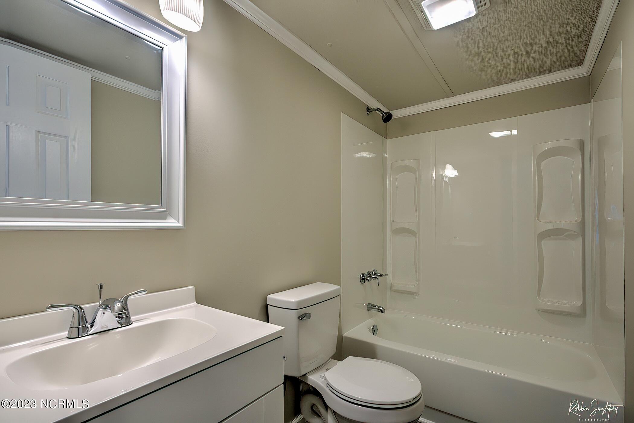 571 Us 1 Street South Rockingham, NC 28379 - Photo 20 of 26 RS 1 DSC01437_8_9