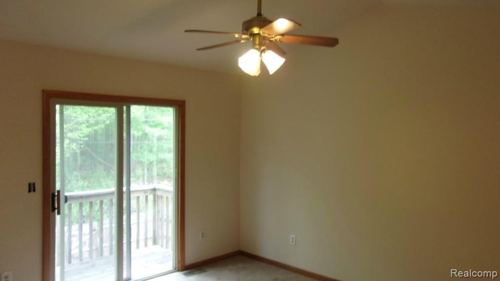 9125 Maple Road Algonac, MI 48001 - Photo 17 of 30 101_3319.jpg