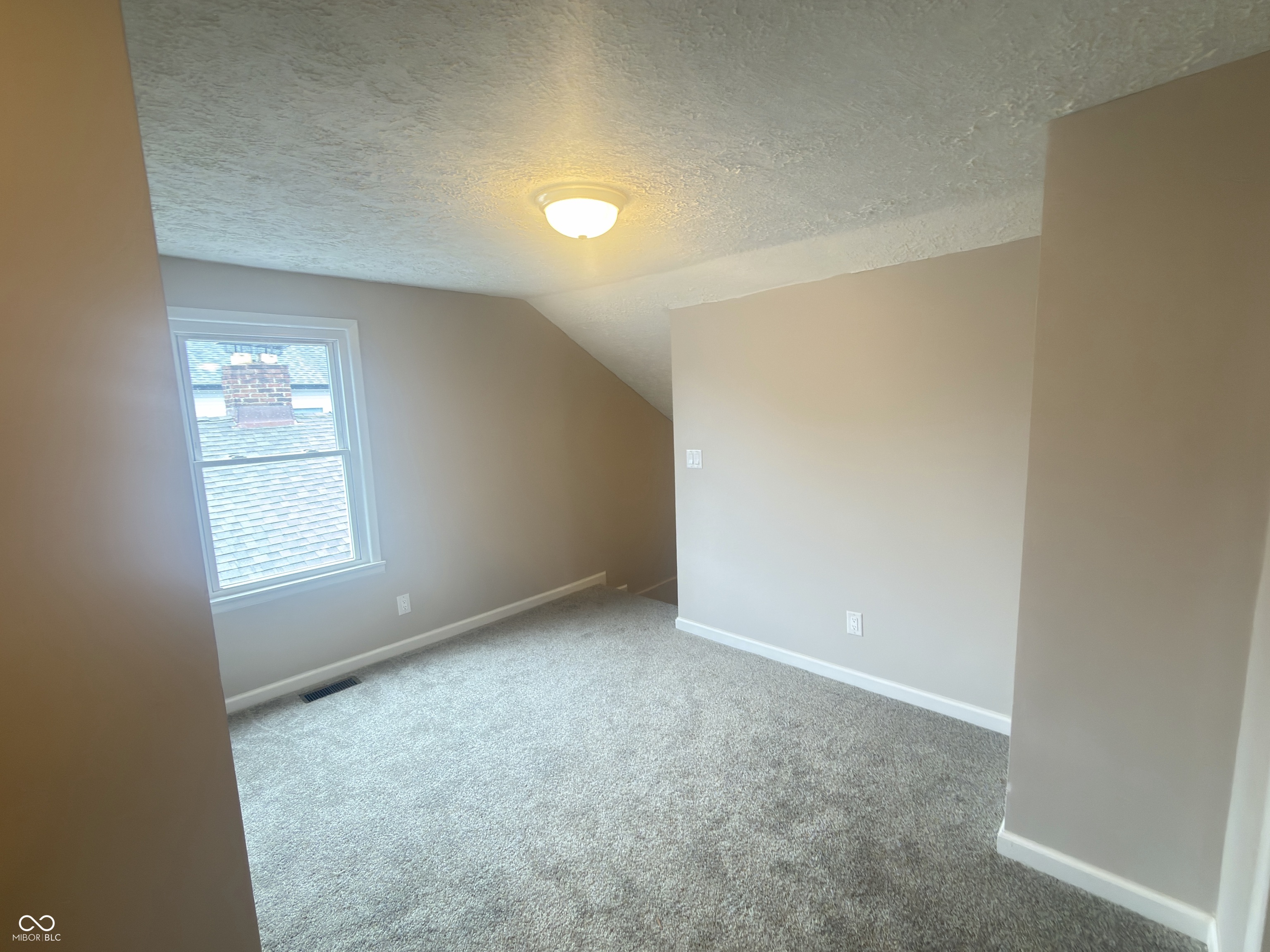 2822 East Michigan Street Indianapolis, IN 46201 - Photo 5 of 5