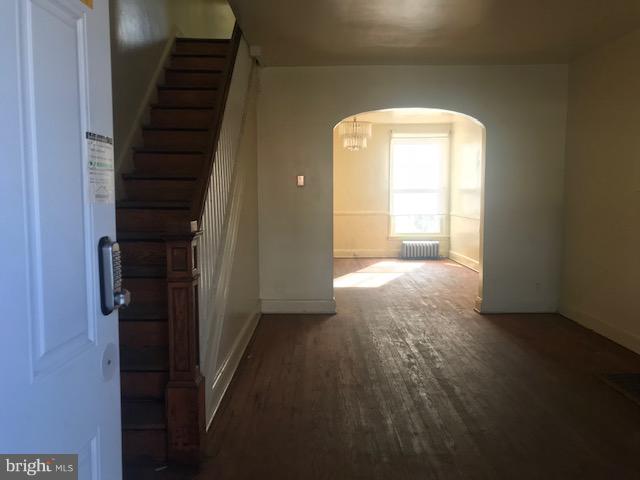 3903 Colborne Road Baltimore, MD 21229 - Photo 2 of 34