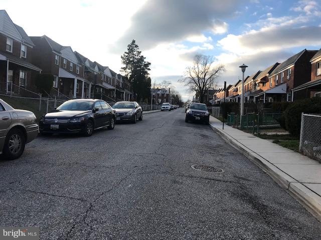 3903 Colborne Road Baltimore, MD 21229 - Photo 8 of 34