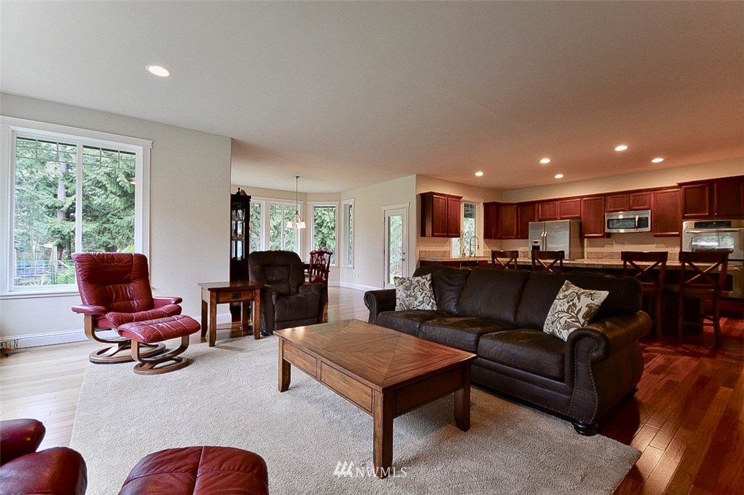 15203 Maple Ridge Lane Southeast Yelm, WA 98597 - Photo 15 of 40 Gallery Image 15