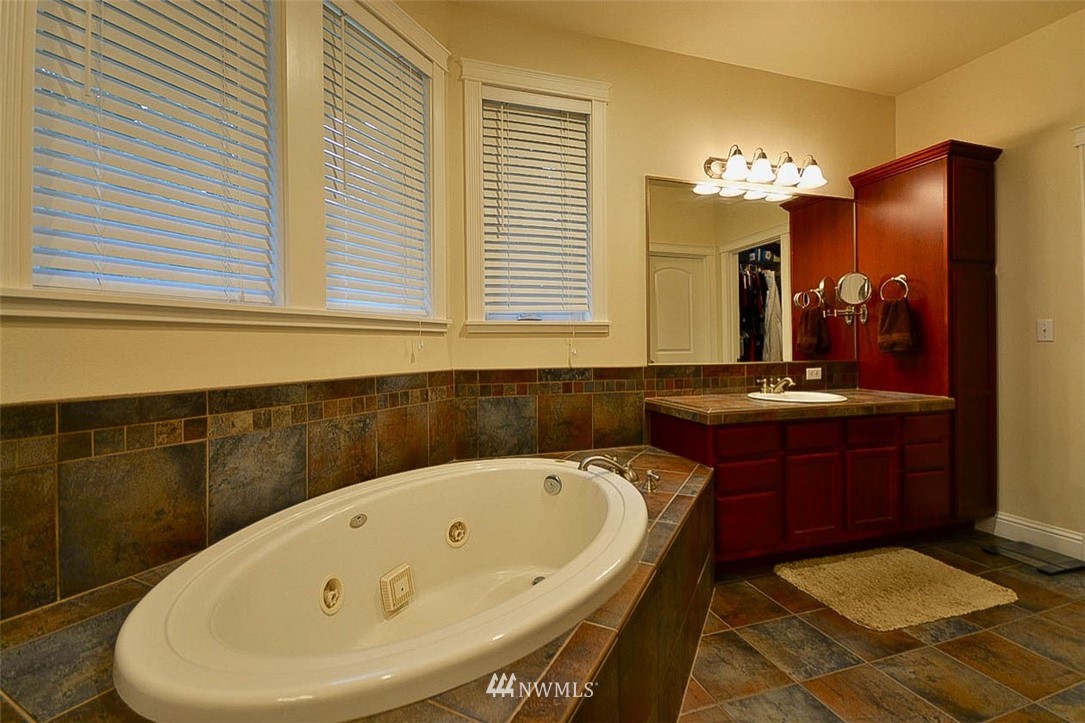 15203 Maple Ridge Lane Southeast Yelm, WA 98597 - Photo 22 of 40 Gallery Image 22
