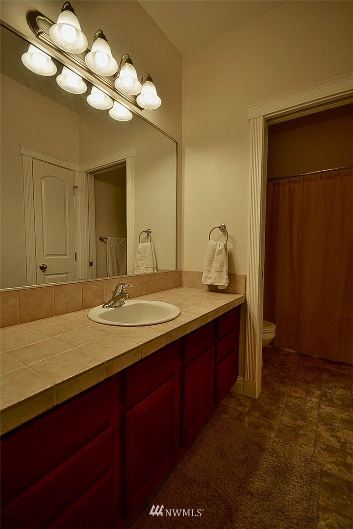 15203 Maple Ridge Lane Southeast Yelm, WA 98597 - Photo 26 of 40 Gallery Image 26