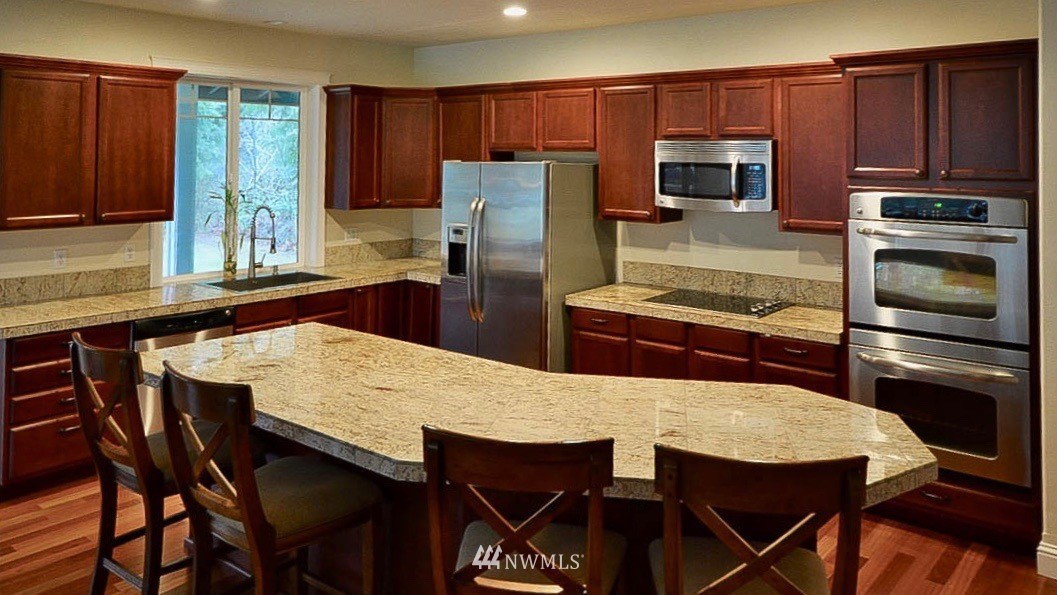15203 Maple Ridge Lane Southeast Yelm, WA 98597 - Photo 8 of 40 Gallery Image 8